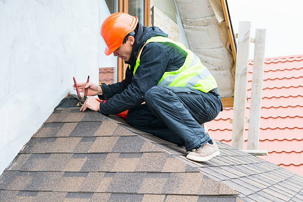 Best Commercial Roofing Services  in Menomonie, WI